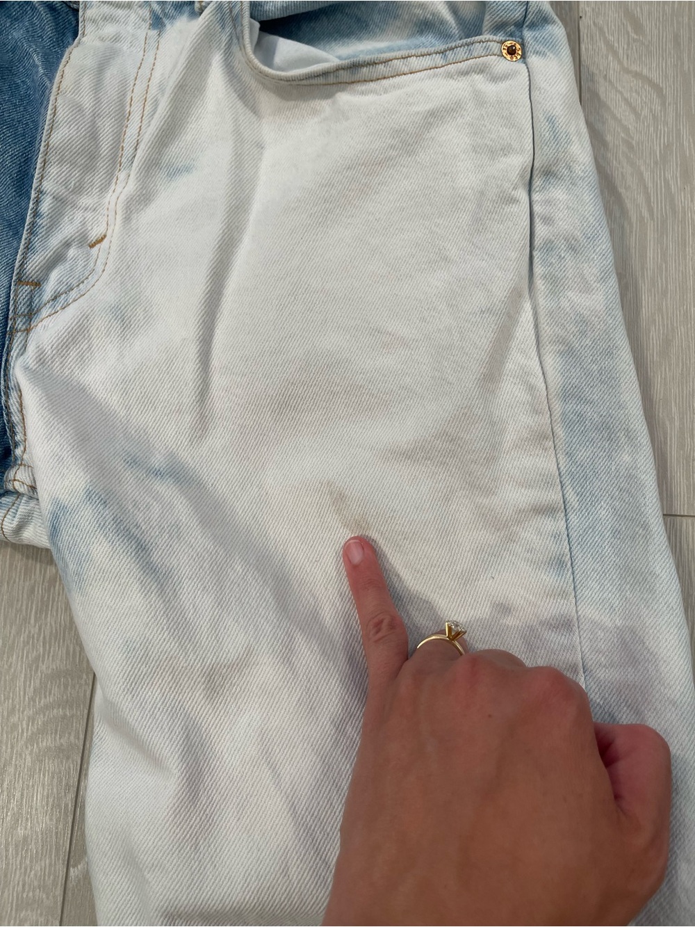 Vintage Levi’s Orange Tab Two-Tone Blue & White Women’s Jeans size 28 fit - Picture 6 of 14
